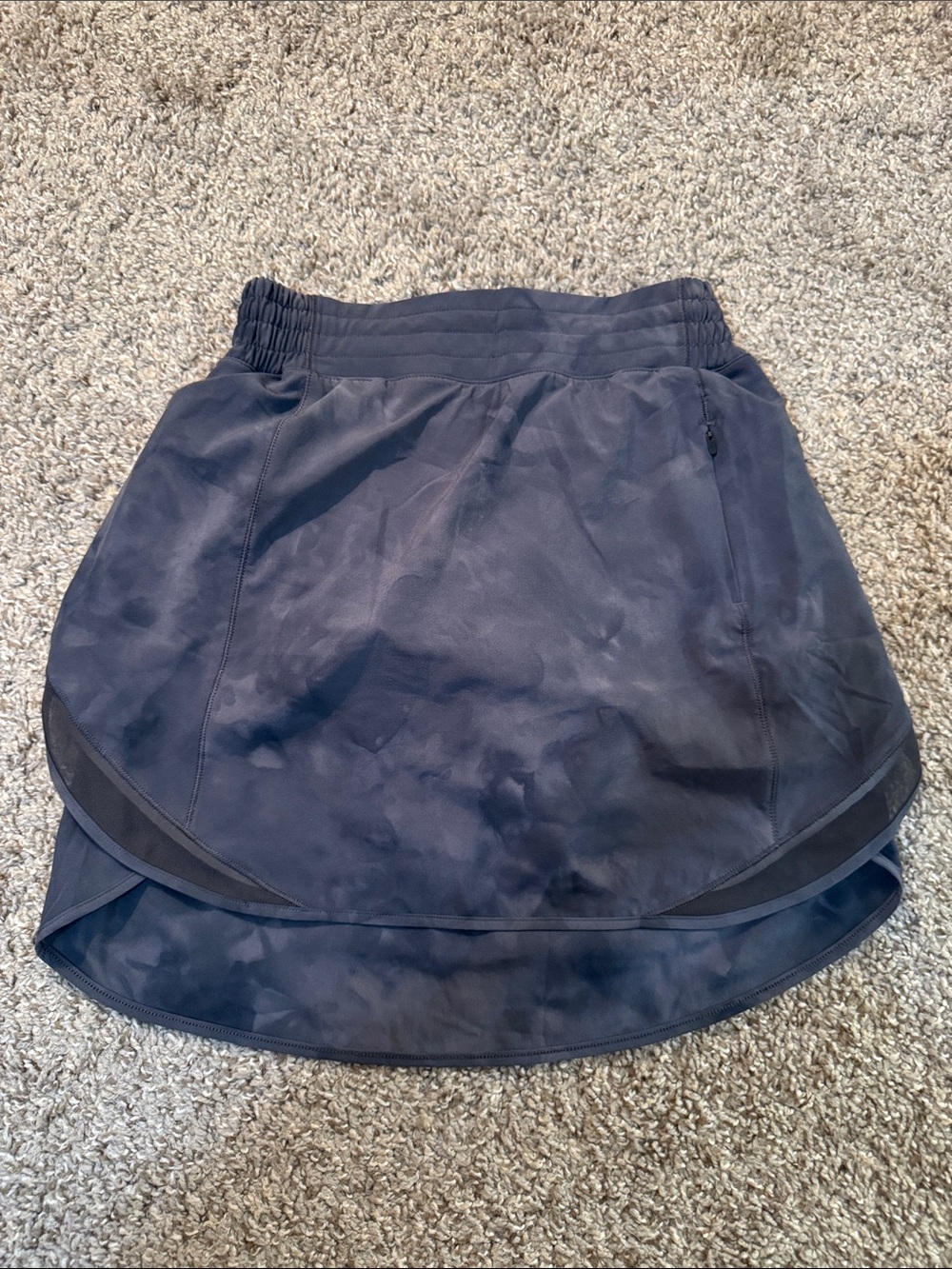 Lululemon tennis skirt size 4